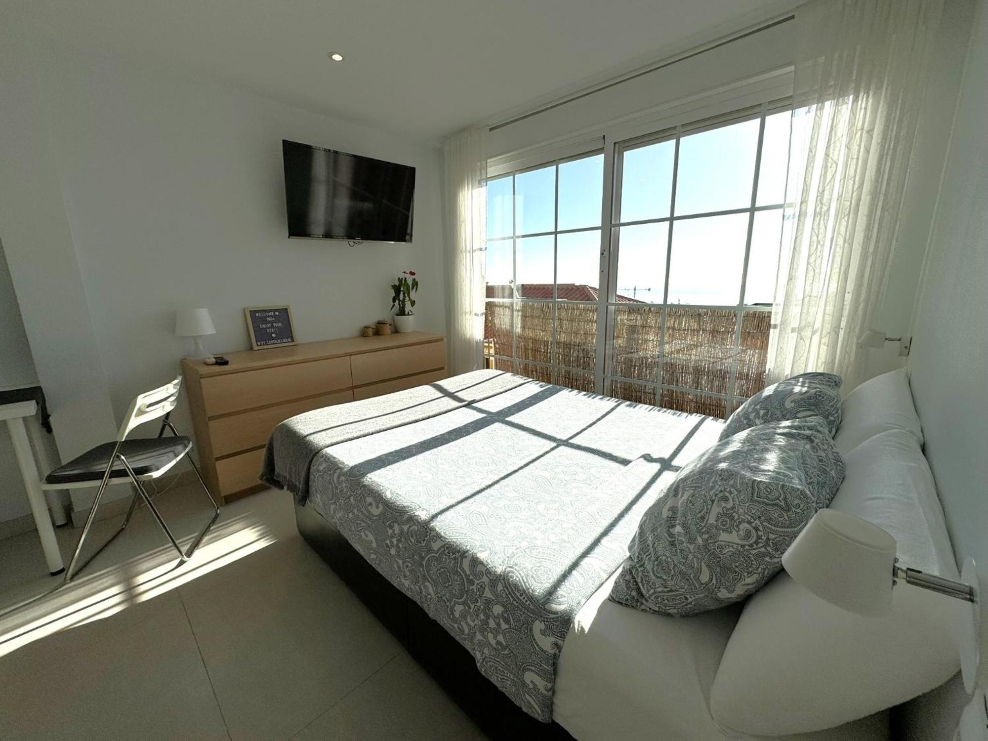 Peaceful Studio With Amazing Sea Views And Free Parking Benalmadena Luaran gambar