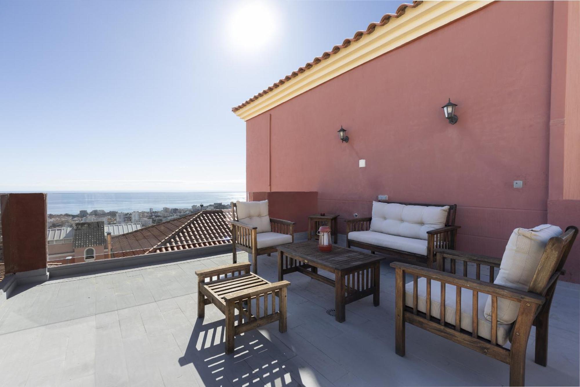 Peaceful Studio With Amazing Sea Views And Free Parking Benalmadena Luaran gambar