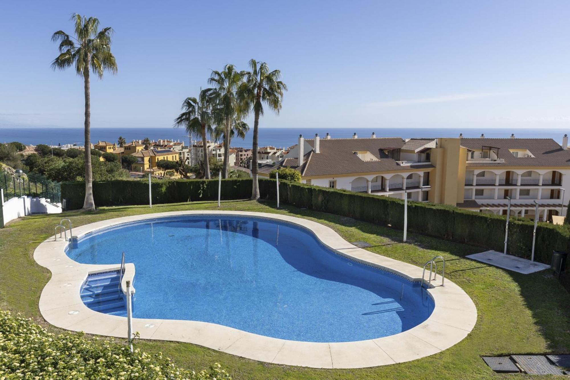 Peaceful Studio With Amazing Sea Views And Free Parking Benalmadena Luaran gambar